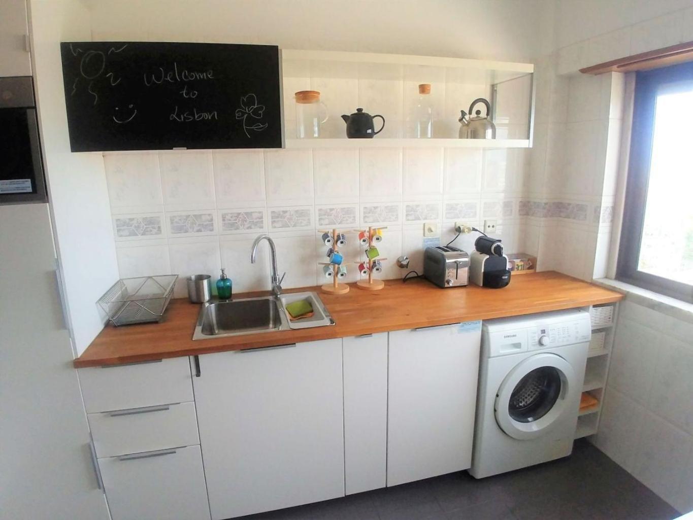 Be Local - Apartment With 3 Bedroom Near Oriente Station In Lisbon Exterior photo