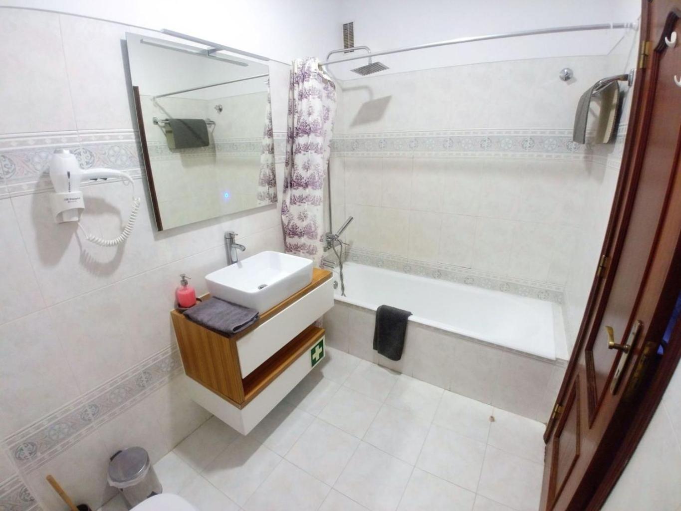 Be Local - Apartment With 3 Bedroom Near Oriente Station In Lisbon Exterior photo